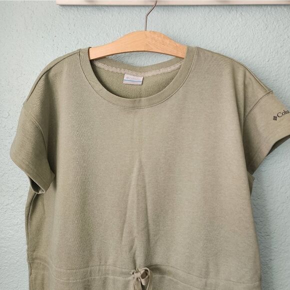 Columbia Olive Midi Dress - Picture 4 of 14